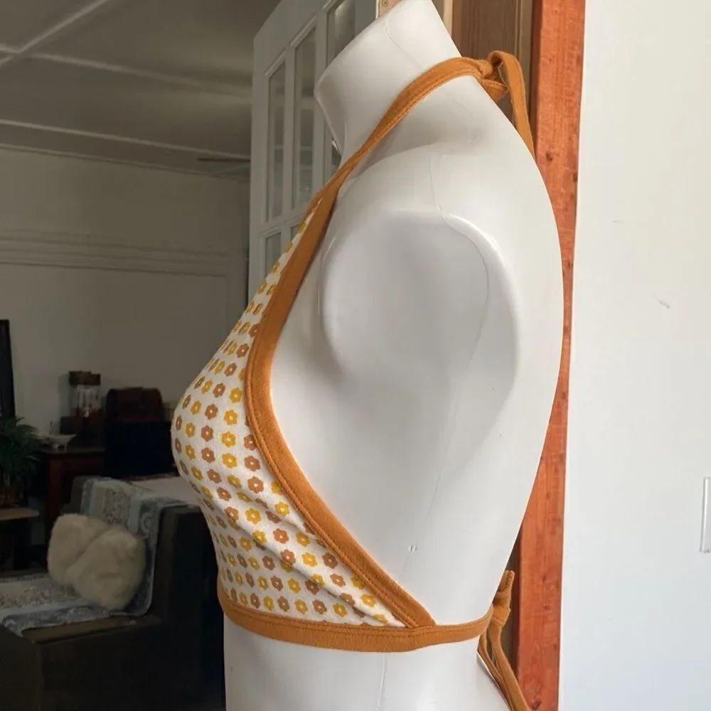 Crop top - Picture 5 of 8